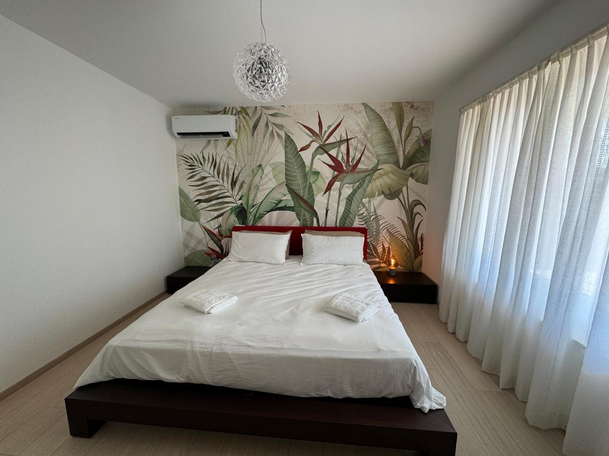 Veralto - Modern Suite With Como Lake View Vacallo Exterior photo